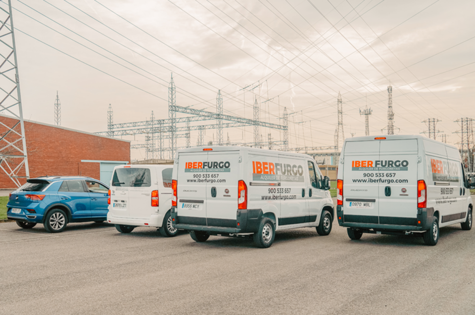 Medidas de furgonetas: dimensiones, peso y capacidad de carga por modelo